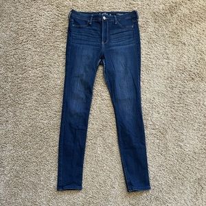 Hollister 9R high rise